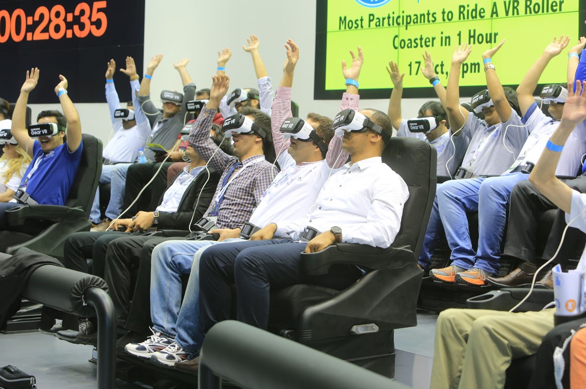 GITEX 2016: Samsung's VR roller coaster