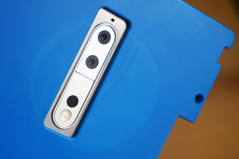 In pics: Nokia 9 uncovered