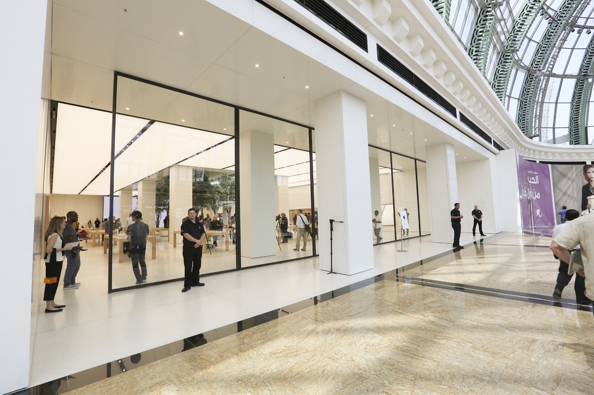 Sneak peek! Apple’s Dubai store