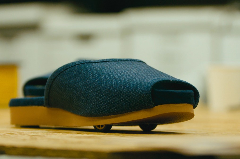 Now Nissan showcases self-parking slippers