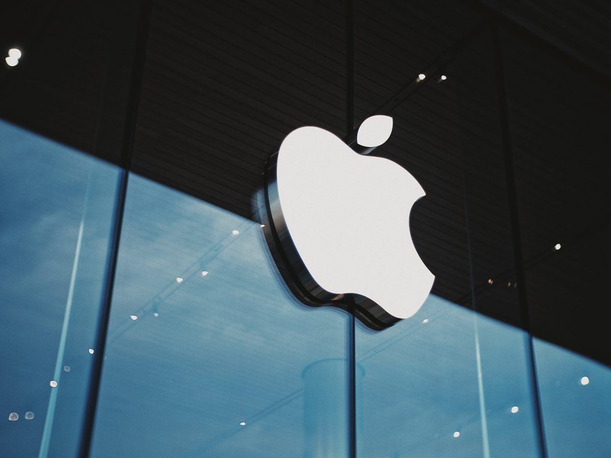 Apple agrees to modify App Store terms to settle class-action suit