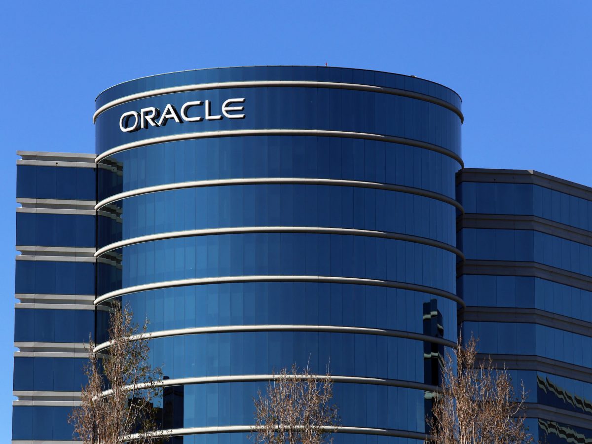 Oracle pledges to shift 100% to renewable energy for its global operations by 2025