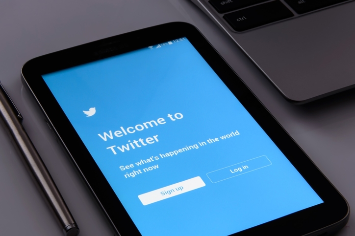 Twitter enters partnership with AP and Reuter for credibility-check