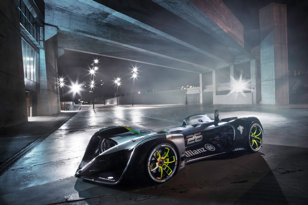 Autonomous cars racing RoboRace