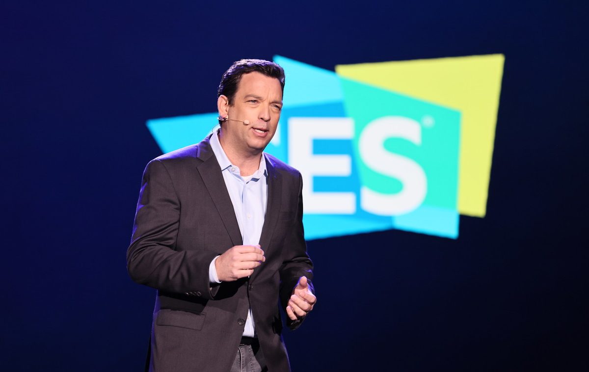 Abbott CEO Robert Ford at CES 2022 biowearable Lingo