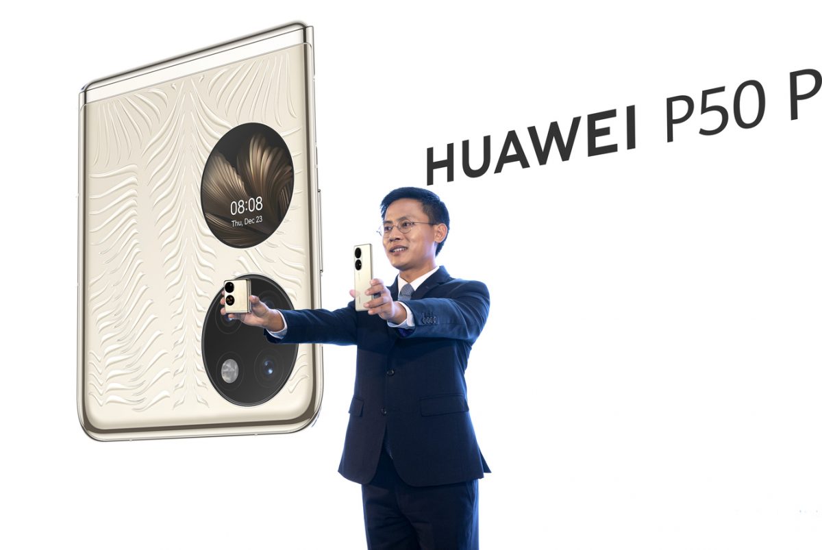 Huawei H1 2022 profits cut in half